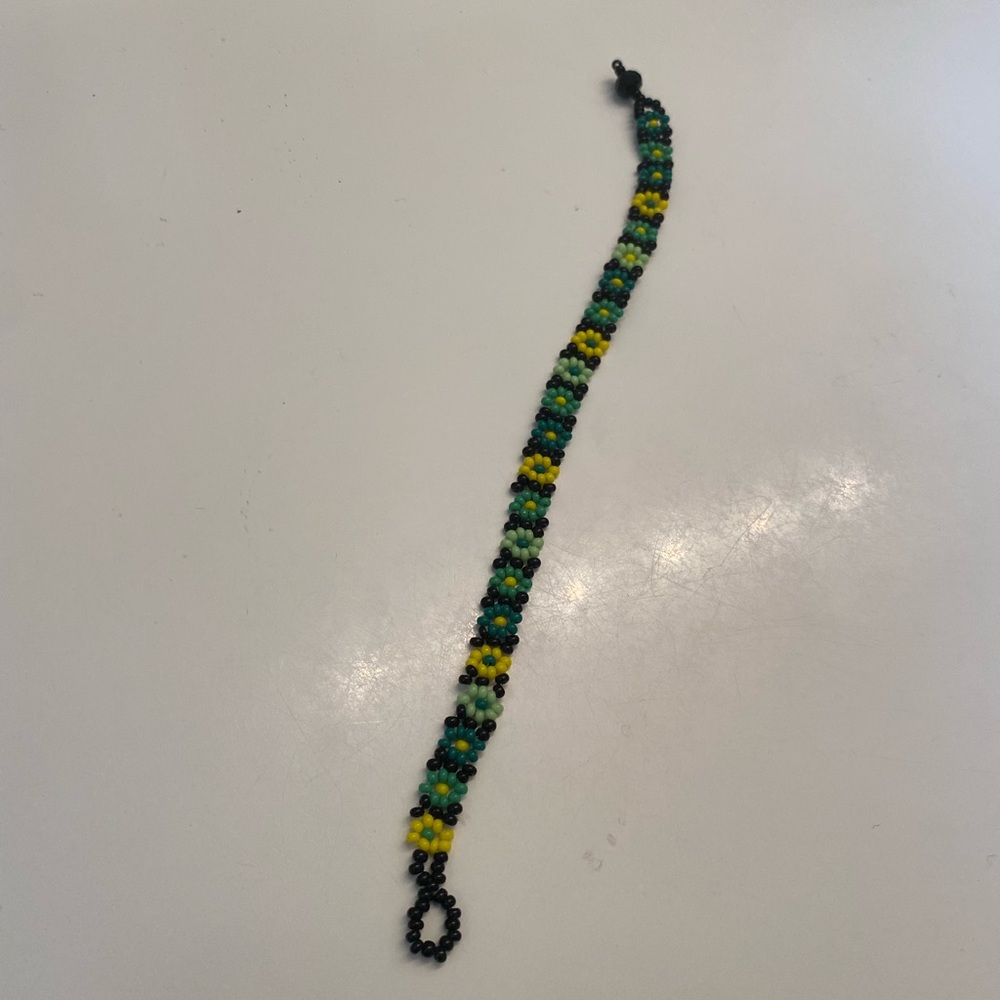 Huichol Beaded Flower Bracelet